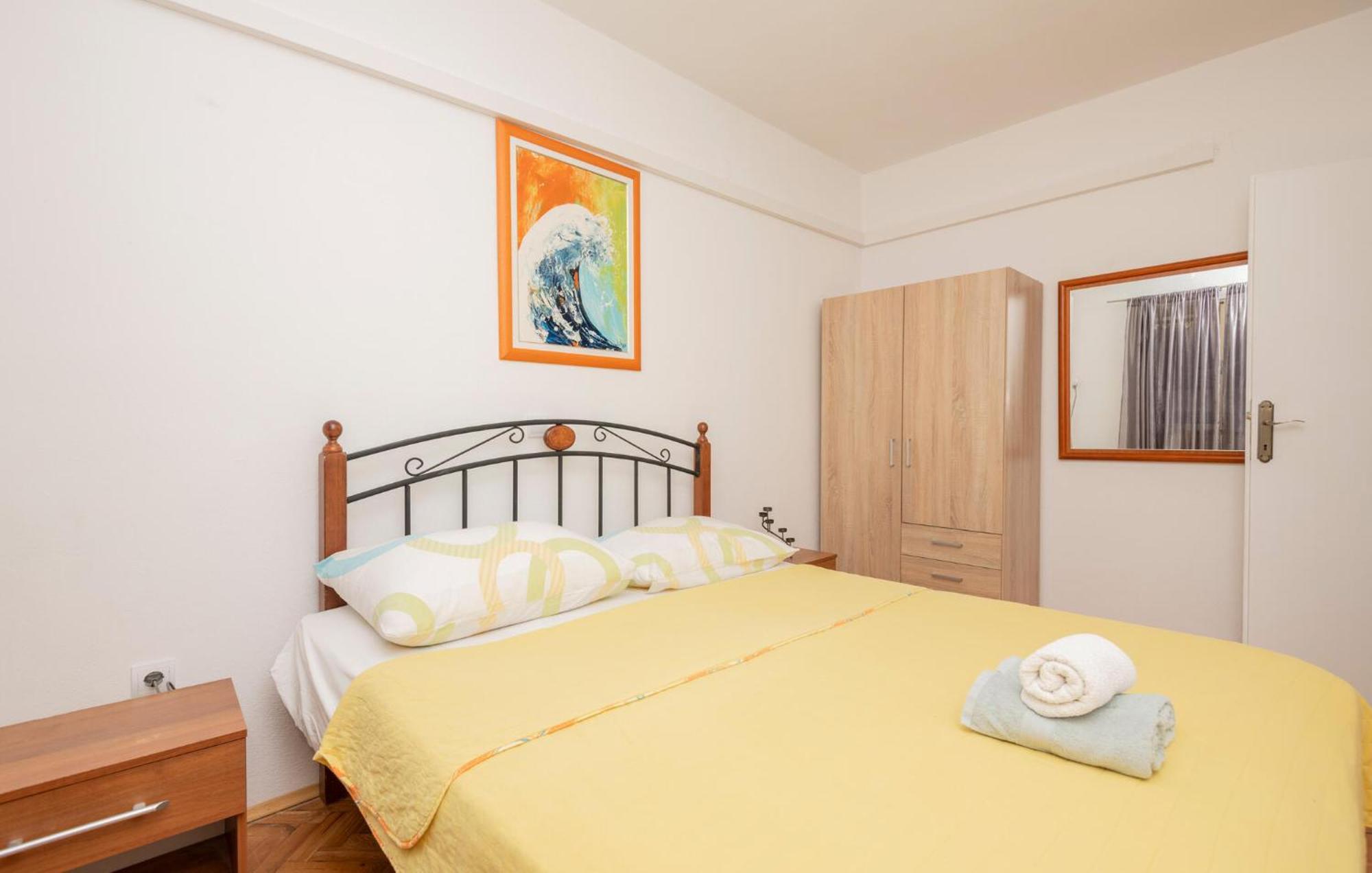 Cozy Apartment In Makarska With Kitchen Zewnętrze zdjęcie