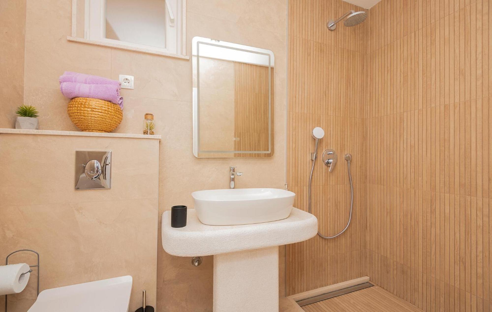 Cozy Apartment In Makarska With Kitchen Zewnętrze zdjęcie